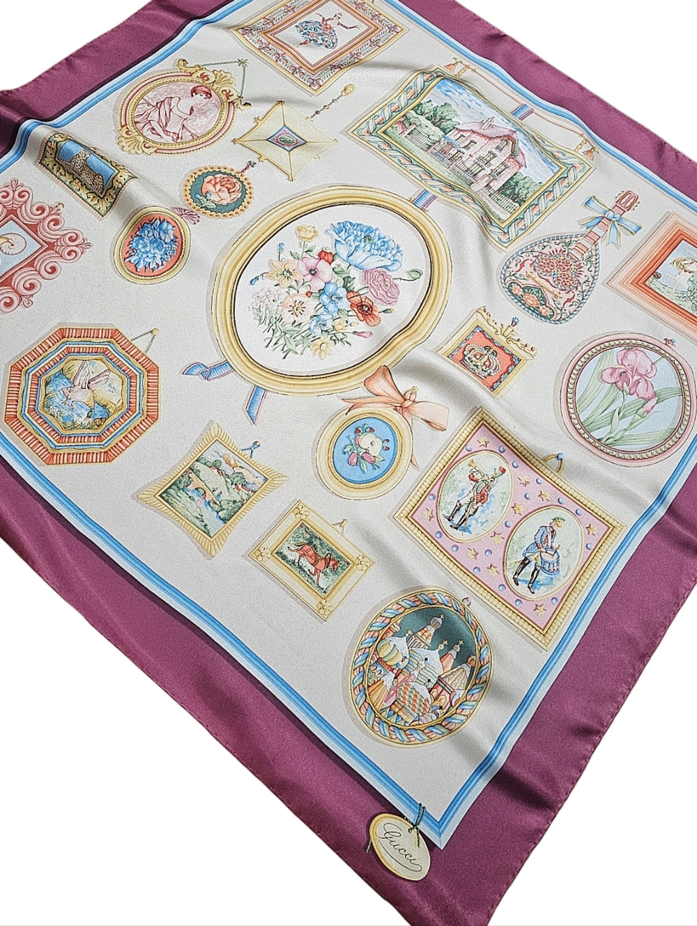 GUCCI SCARF - Picture 4 of 16